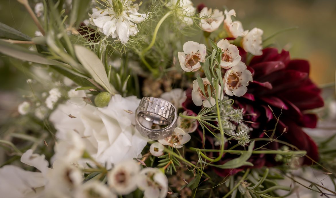 Tania & Karl Hochzeit - So wertvoll - Fotografin und Designerin im Rheintal